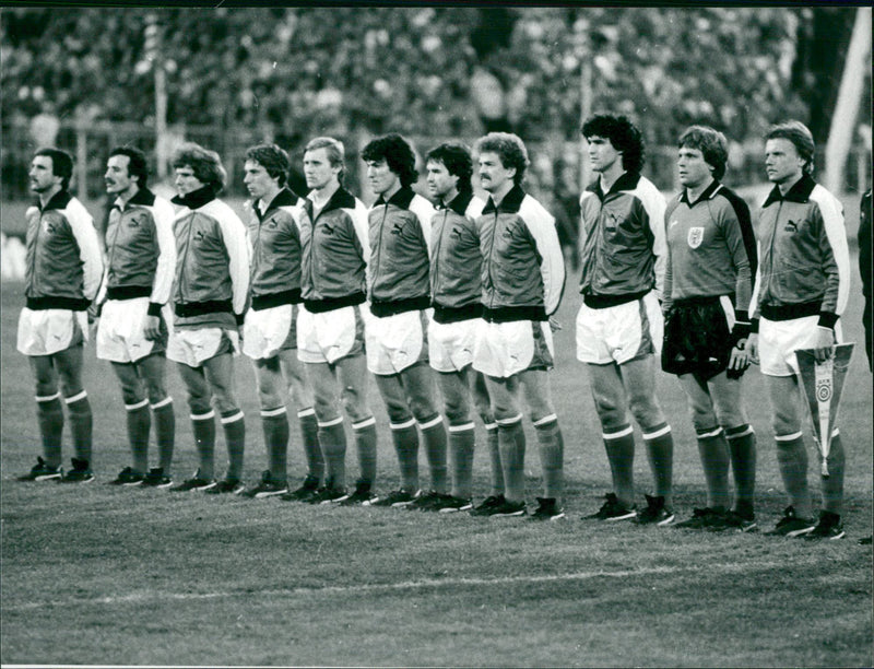 Football: Nationslag - Germany - Vintage Photograph