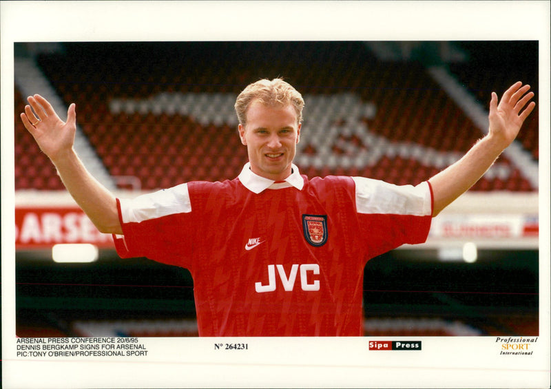 Dennis Bergkamp, ââArsenal - Vintage Photograph