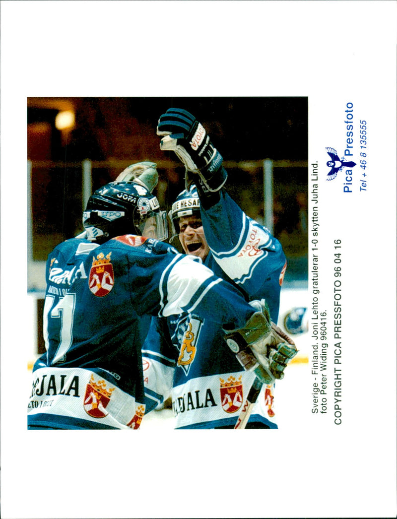 Finnish ice hockey national team - Vintage Photograph