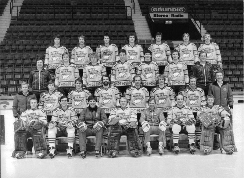 Ice Hockey: Swedish National Team Three Crowns - Vintage Photograph