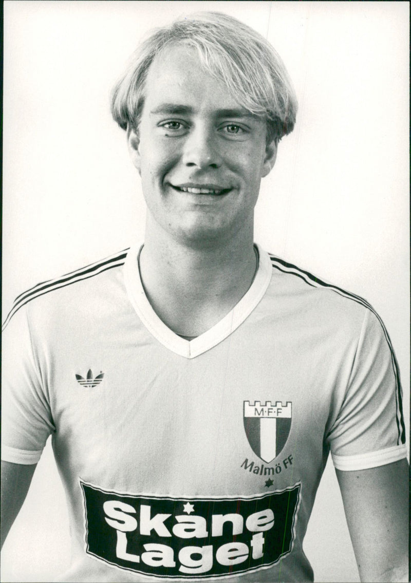 IIGA MATS MAGNUSSON FOOTBALL - Vintage Photograph