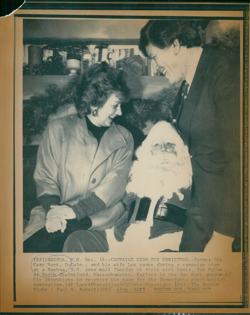 Gary Hart and his wife Lee Campaign Wish for Christmas - Vintage Photograph