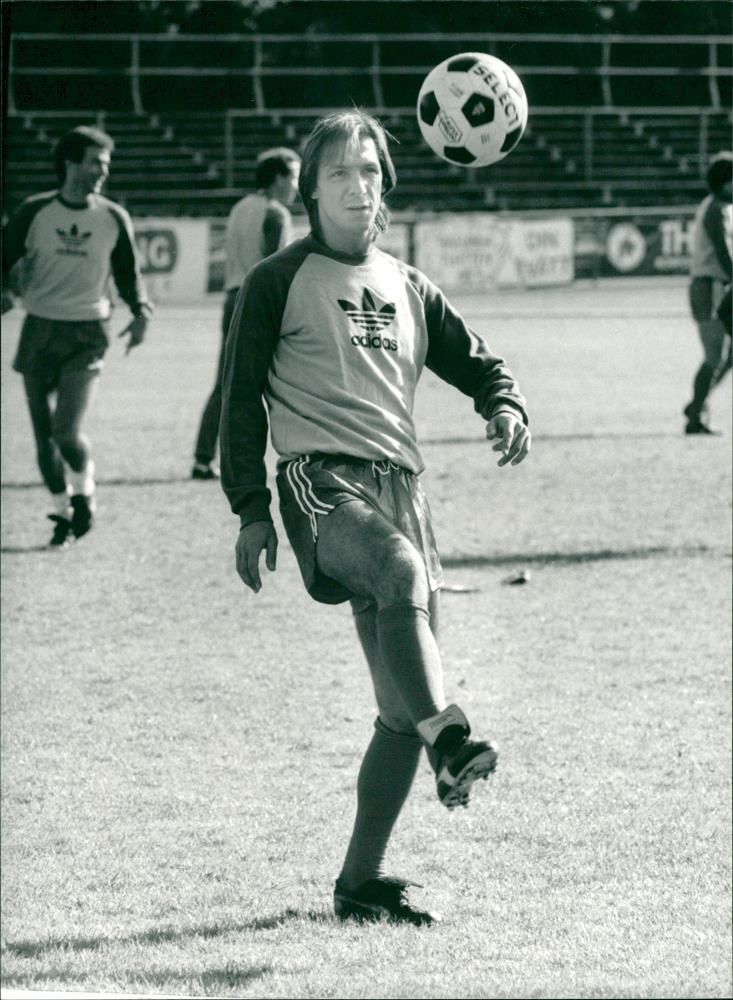 Fernando Gomes football - Vintage Photograph