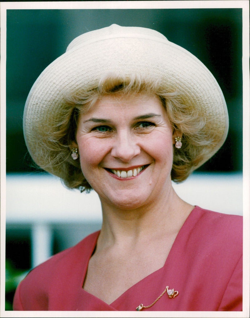 Rosie Barnes Politician. - Vintage Photograph