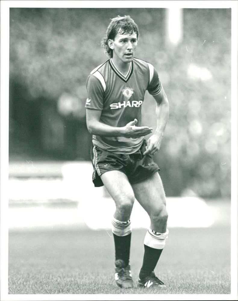 Bryan Robson - Vintage Photograph