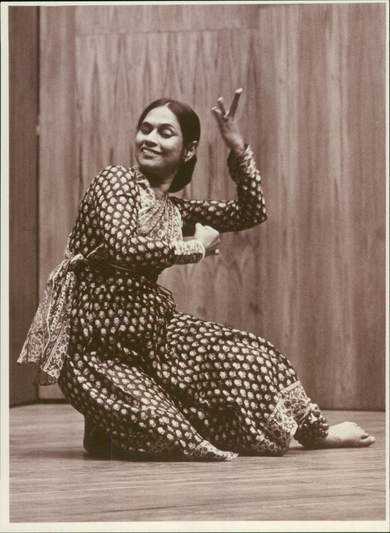 India, art, theater, literature, music - Vintage Photograph