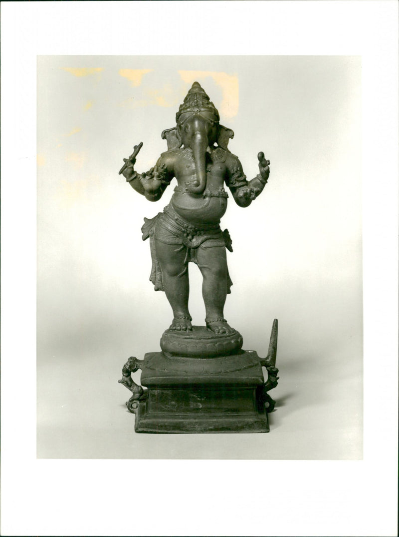 India, art, theater, literature, music - Vintage Photograph