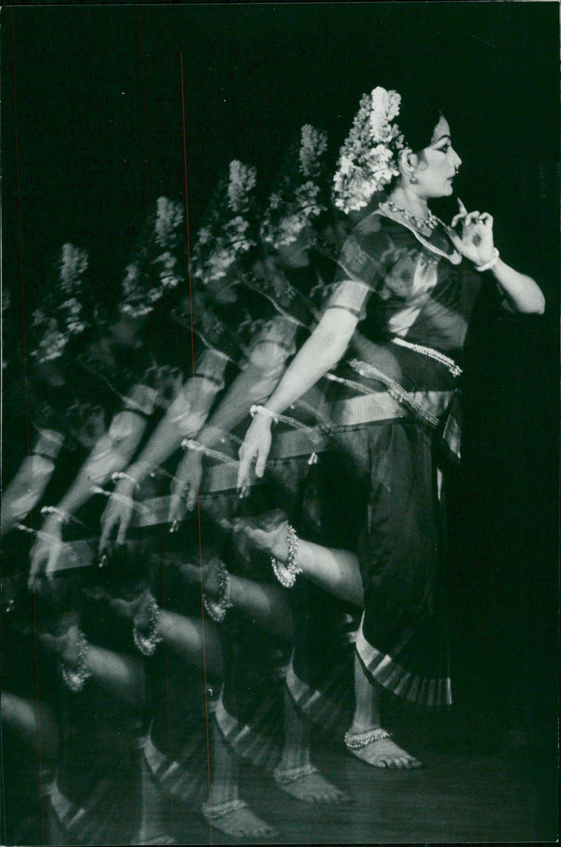 India, art, theater, literature, music - Vintage Photograph